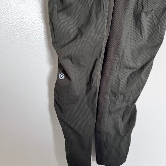 Lululemon Street To Studio Pant II *Unlined 28" in Dark Olive Size 2 - Picture 5 of 6